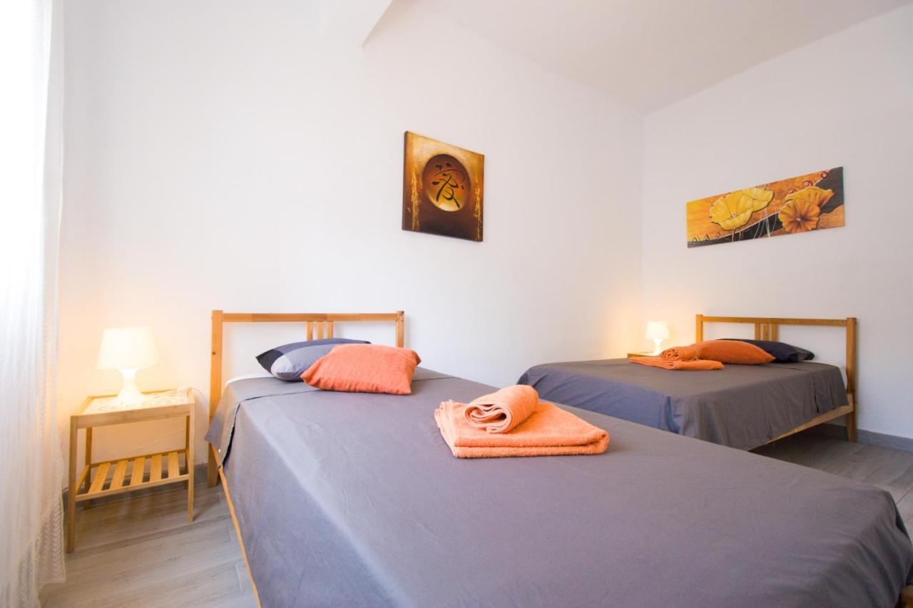 Bollywood Style Apartment Málaga Eksteriør bilde