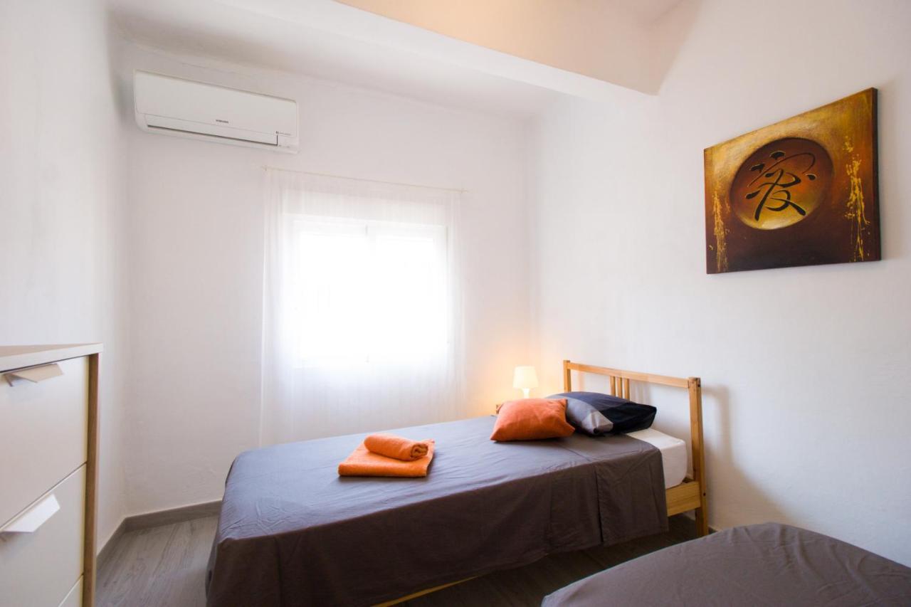 Bollywood Style Apartment Málaga Eksteriør bilde